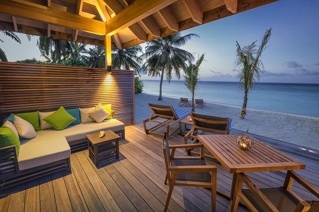 Hurawalhi Island Resort Exterior photo